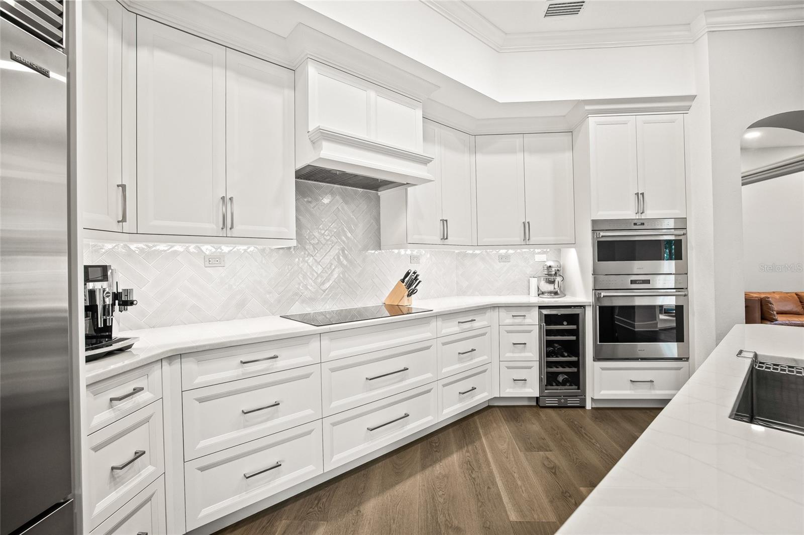Image 6 of 52 For 700 Sand Pine Drive Ne