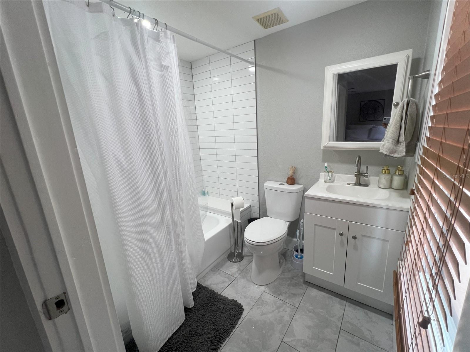 Image 10 of 16 For 308 Warren Avenue B