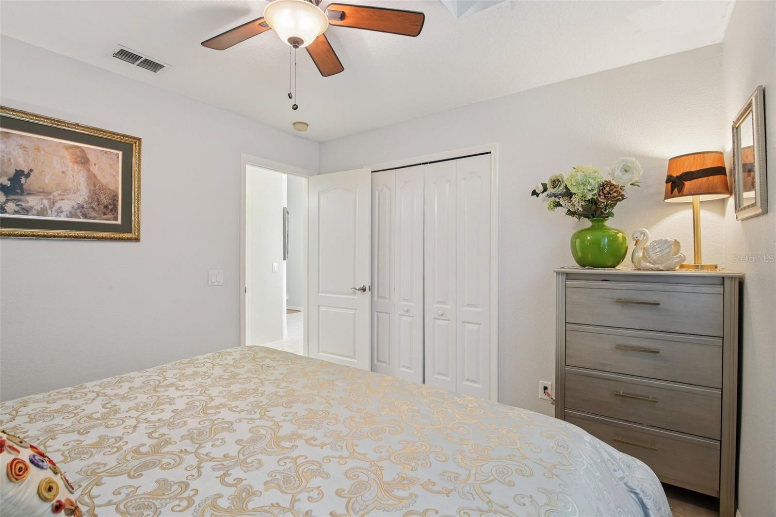 Image 29 of 35 For 14935 Hidden Oaks Circle