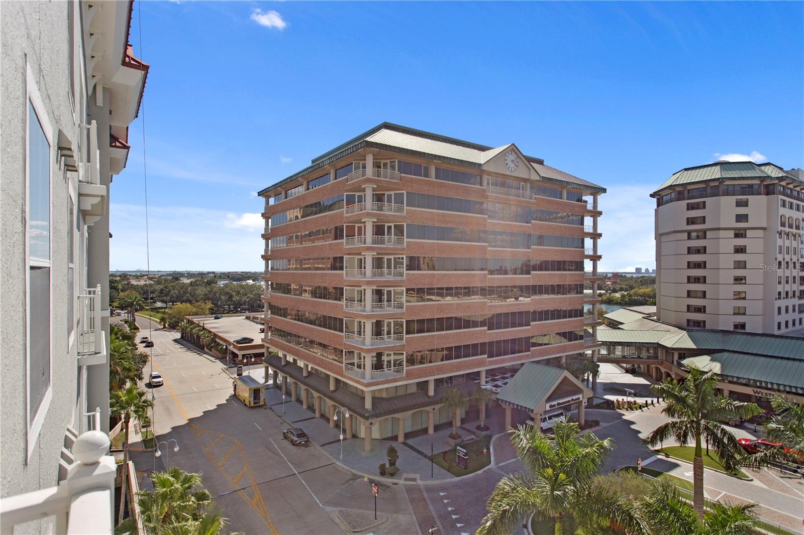 Image 17 of 44 For 700 Harbour Island Boulevard 704