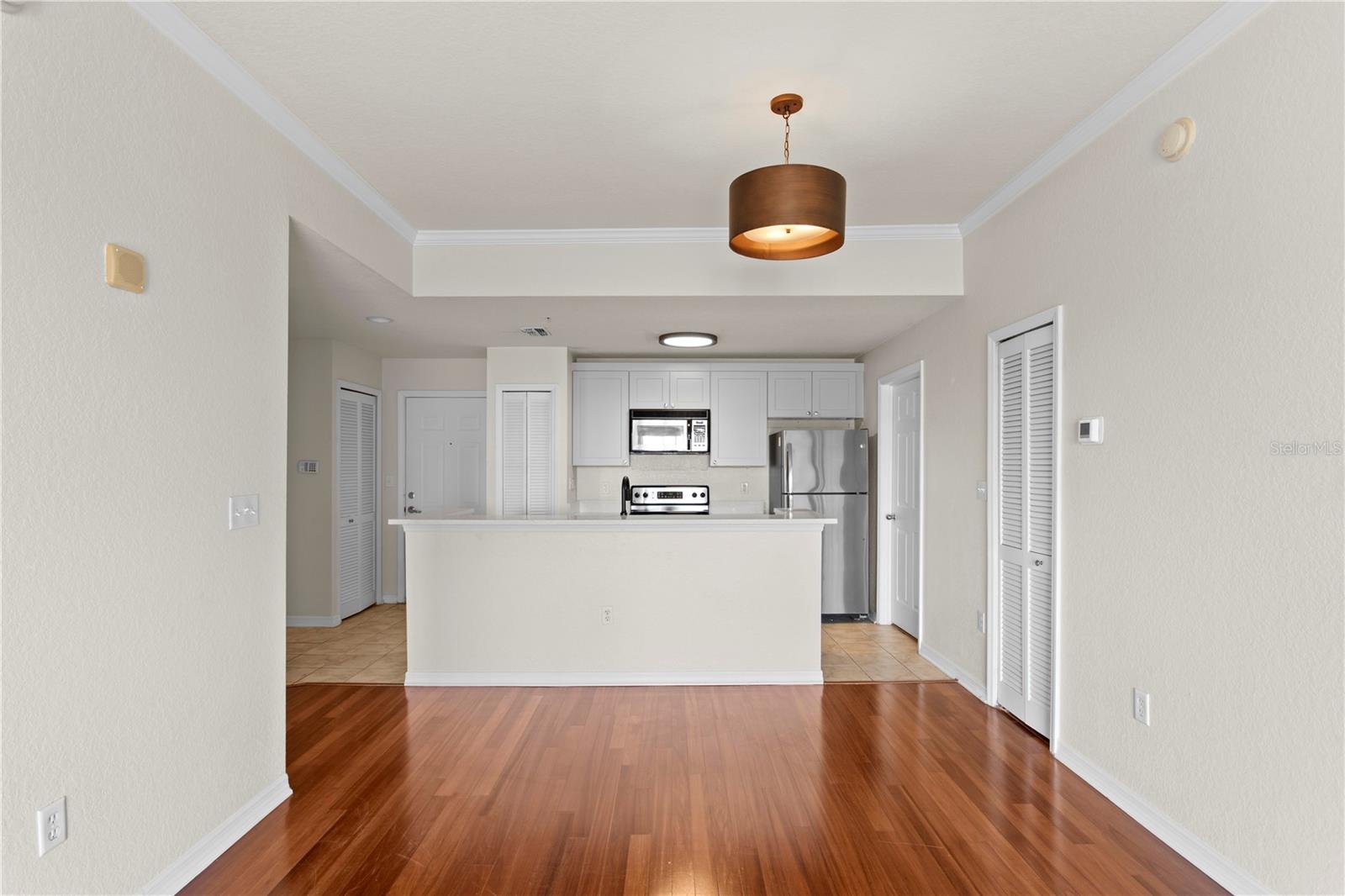 Image 9 of 44 For 700 Harbour Island Boulevard 704