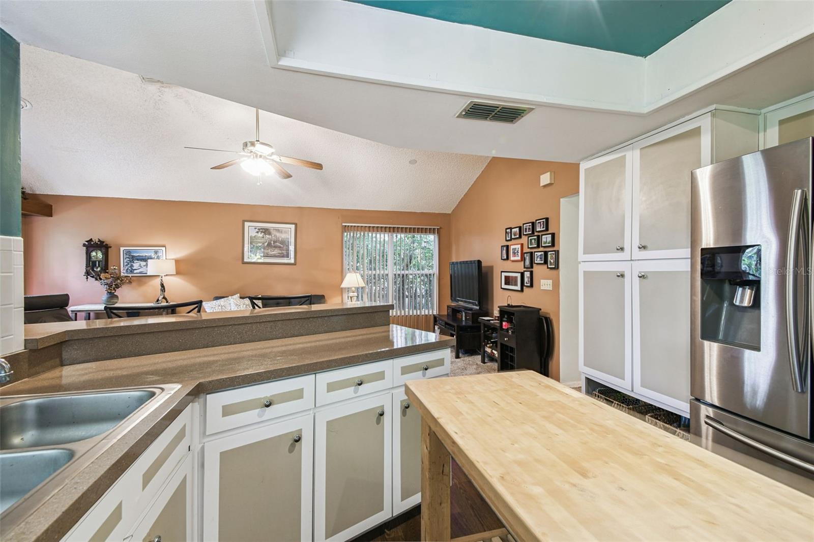 Image 41 of 56 For 4103 Kipling Avenue