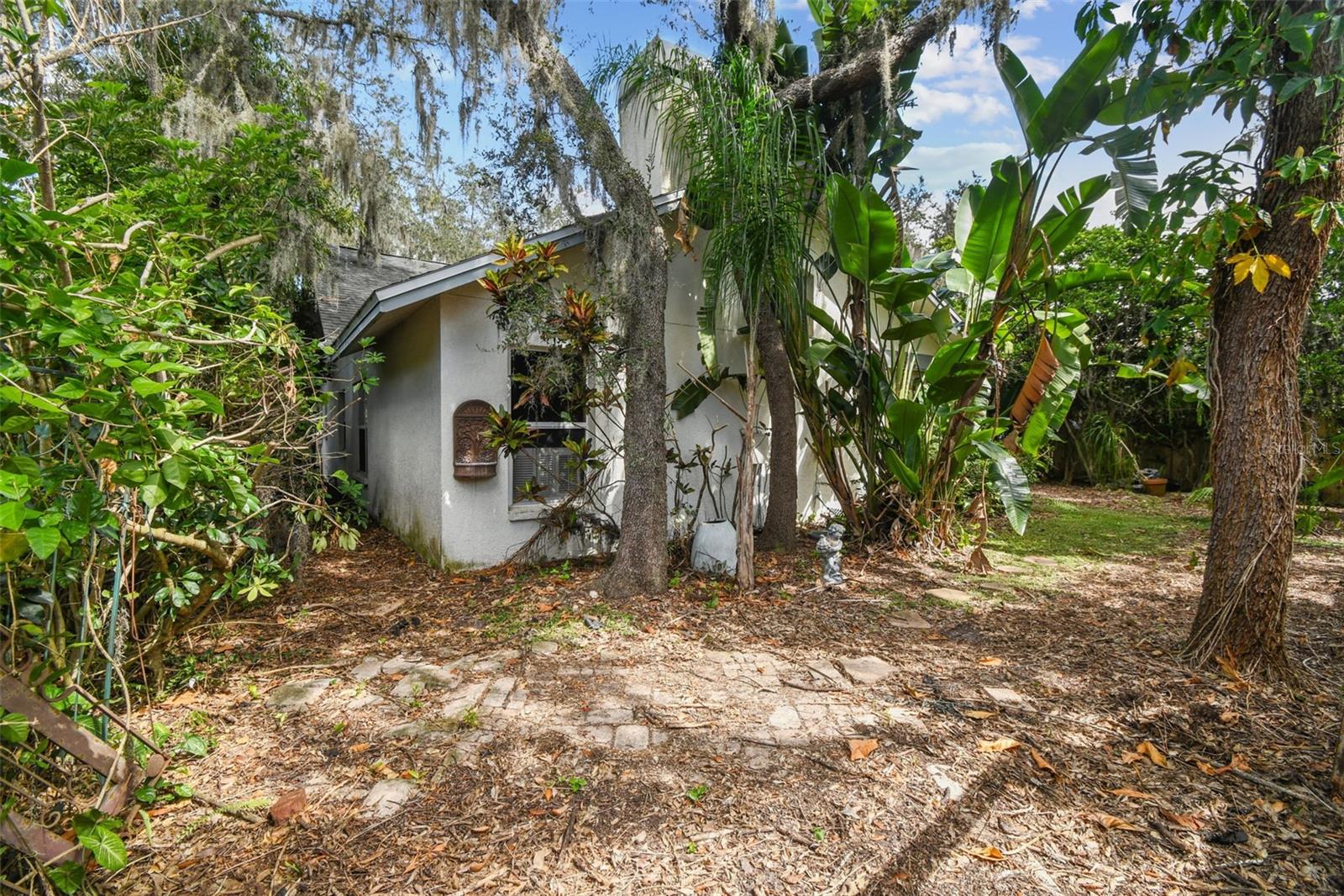 Image 50 of 56 For 4103 Kipling Avenue