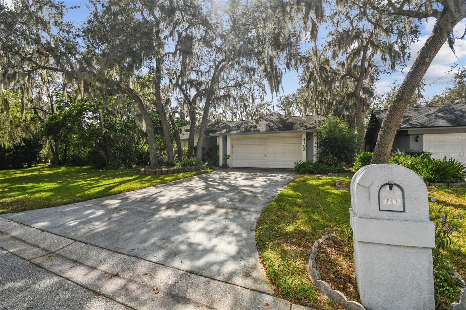 Image 54 of 56 For 4103 Kipling Avenue