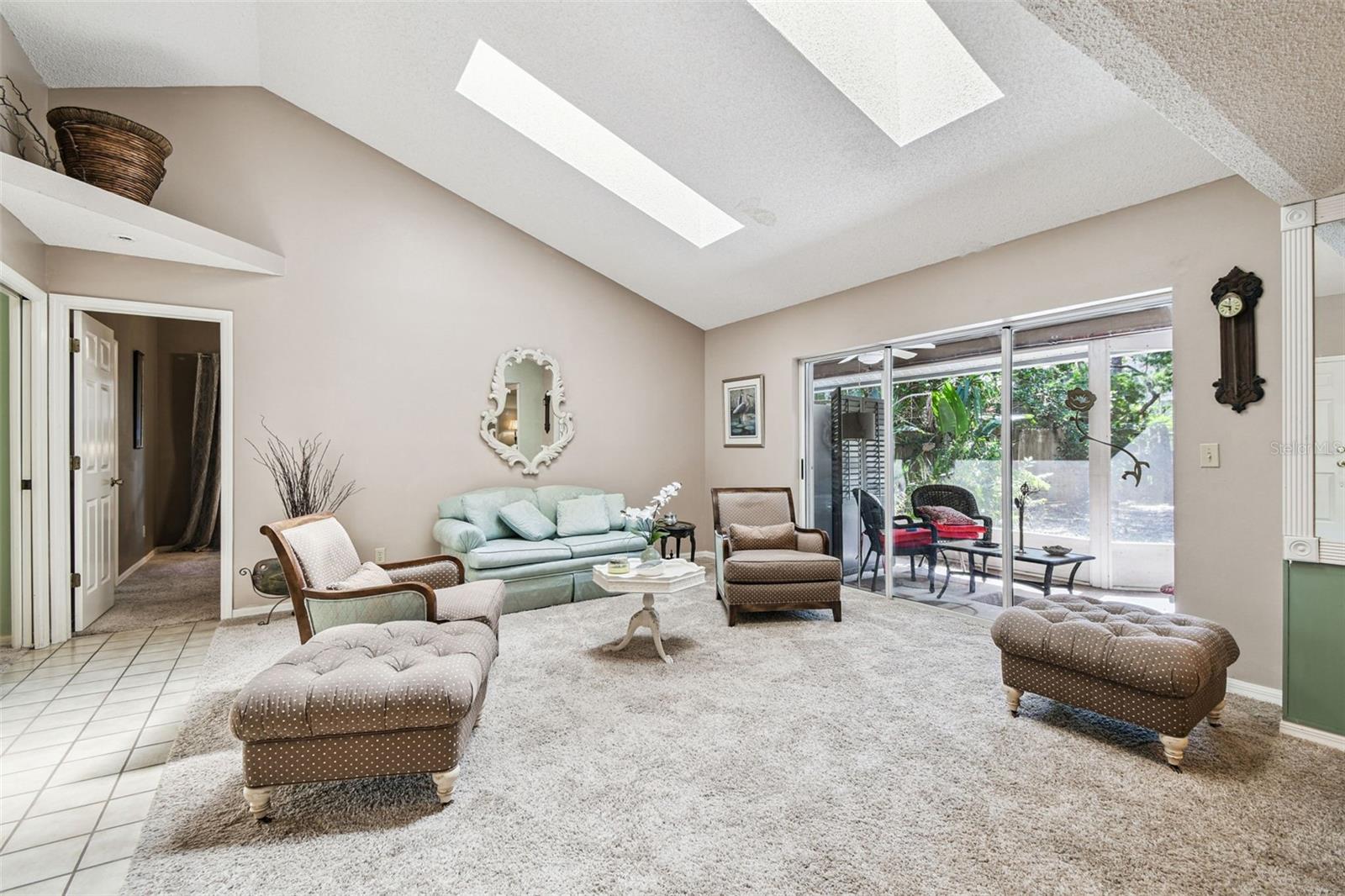 Image 9 of 56 For 4103 Kipling Avenue