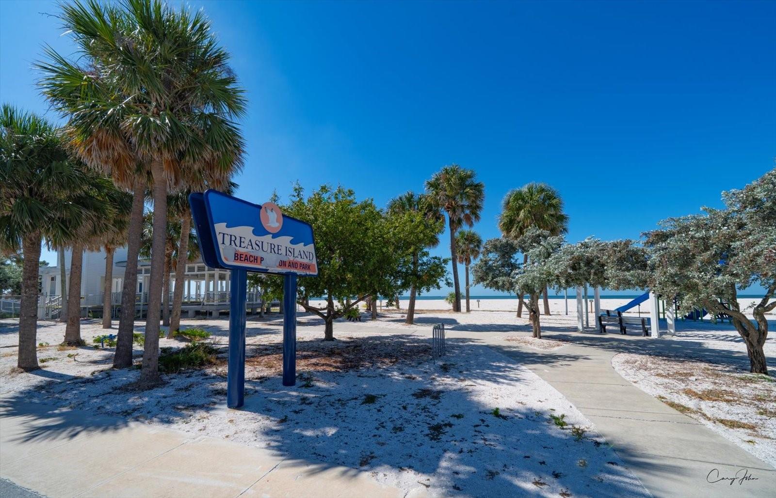 Image 26 of 28 For 8200 Bayshore Drive 9