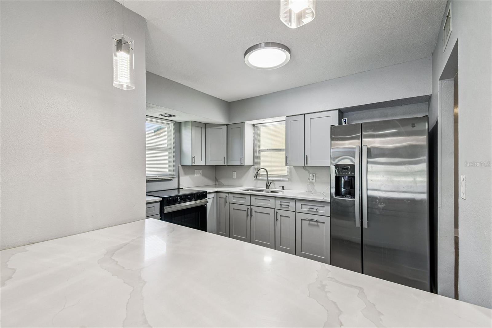 Image 15 of 97 For 4247 Floramar Terrace