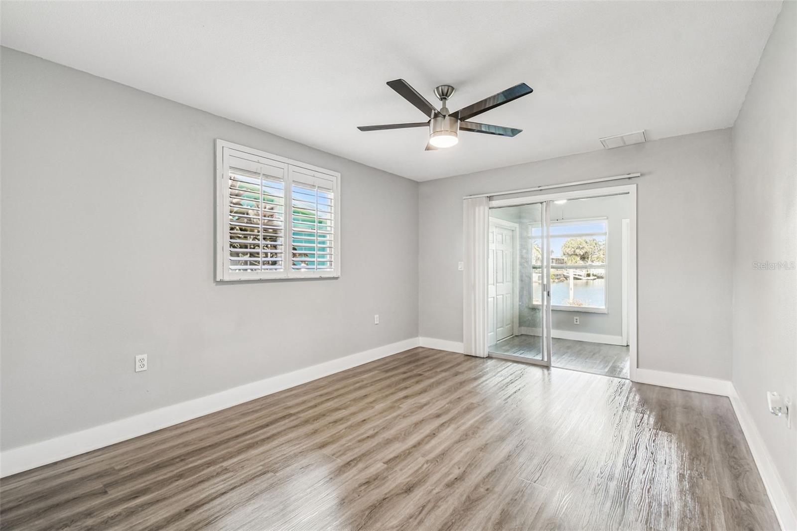 Image 46 of 97 For 4247 Floramar Terrace