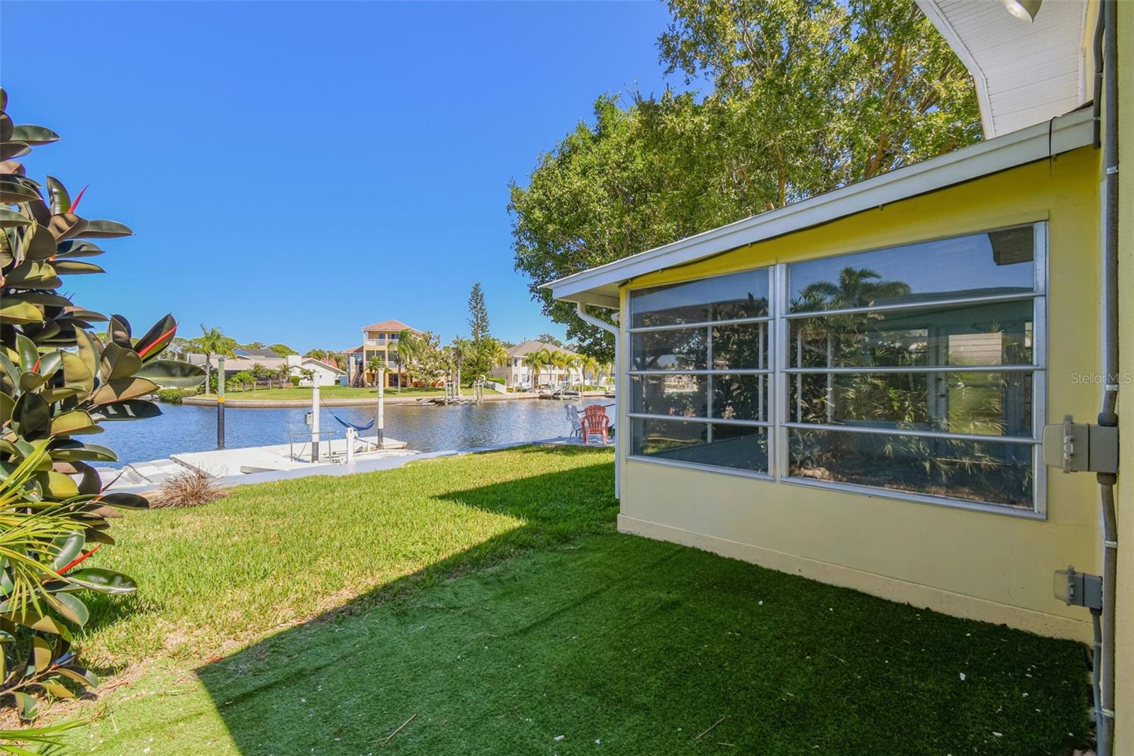 Image 60 of 97 For 4247 Floramar Terrace