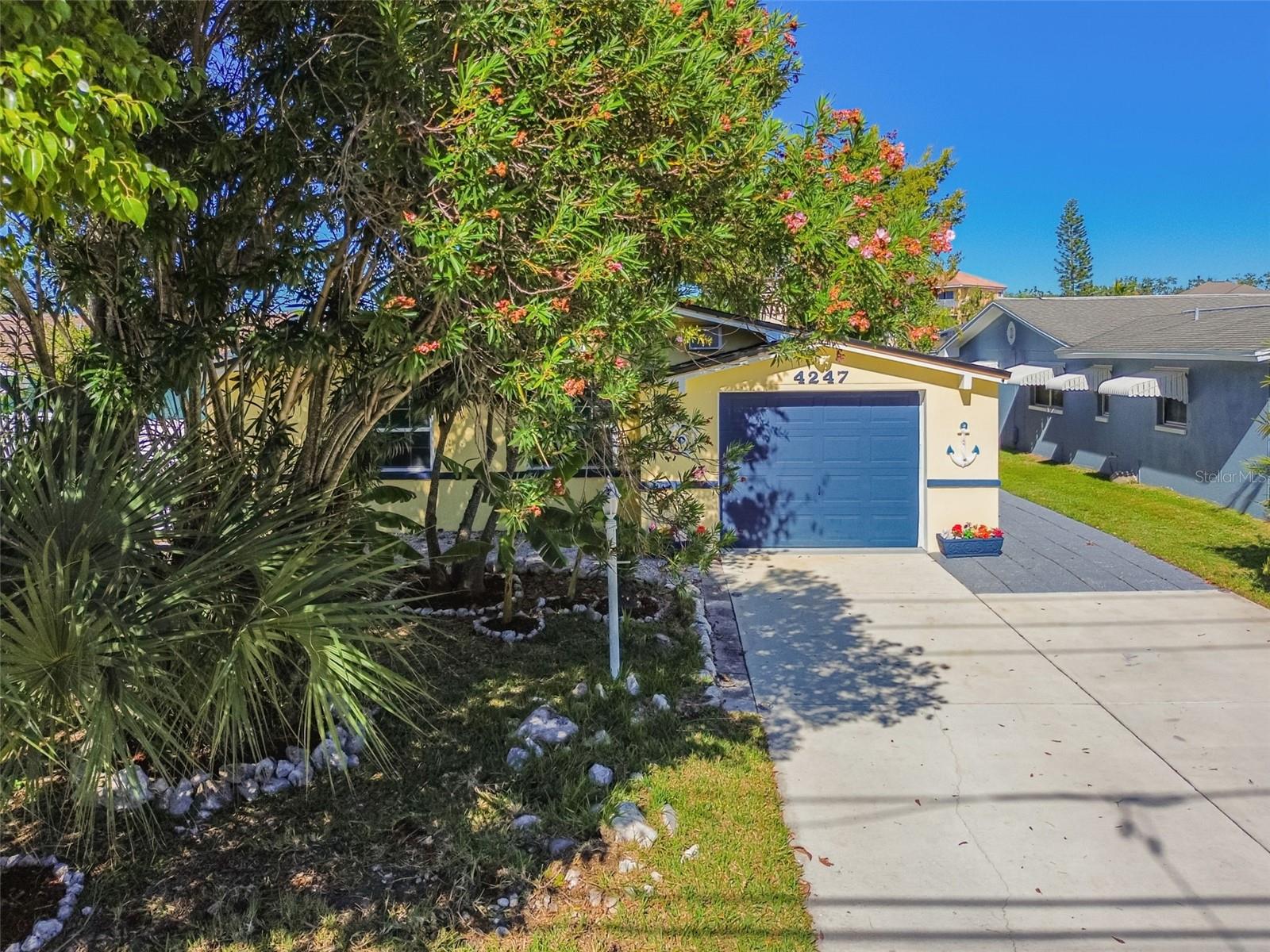 Image 67 of 97 For 4247 Floramar Terrace