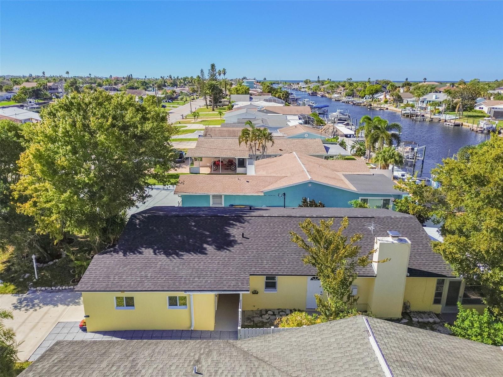 Image 71 of 97 For 4247 Floramar Terrace