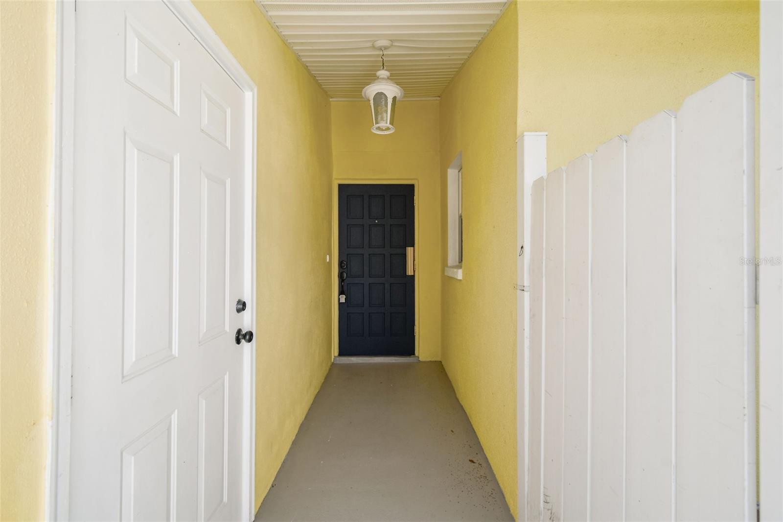 Image 8 of 97 For 4247 Floramar Terrace