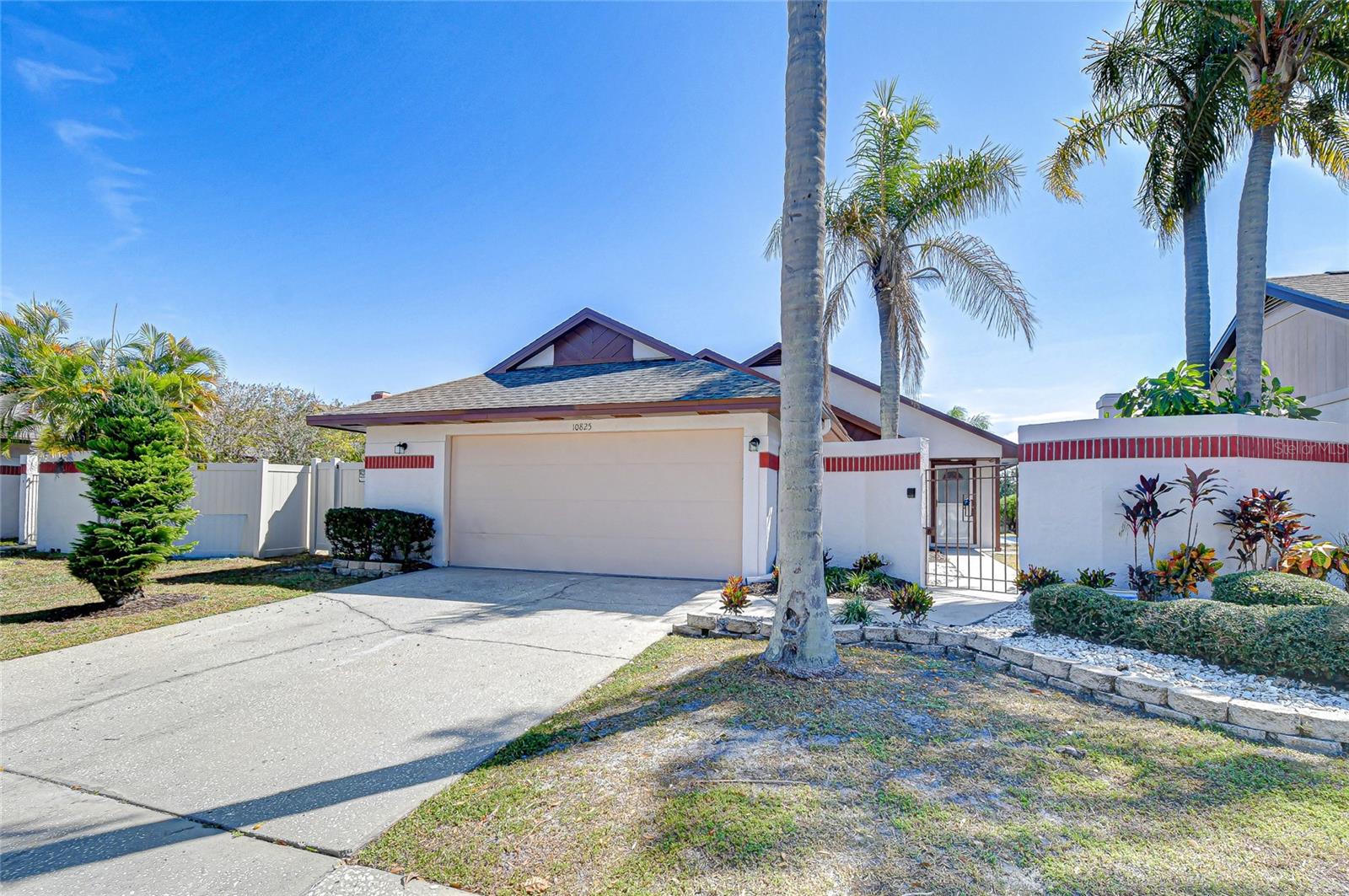 Details for 10825 Venice Circle, TAMPA, FL 33635