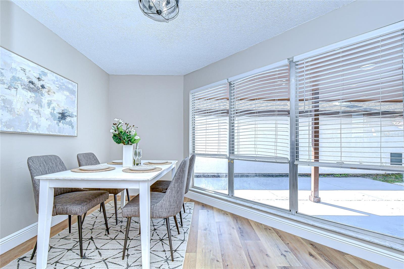 Image 13 of 30 For 10825 Venice Circle