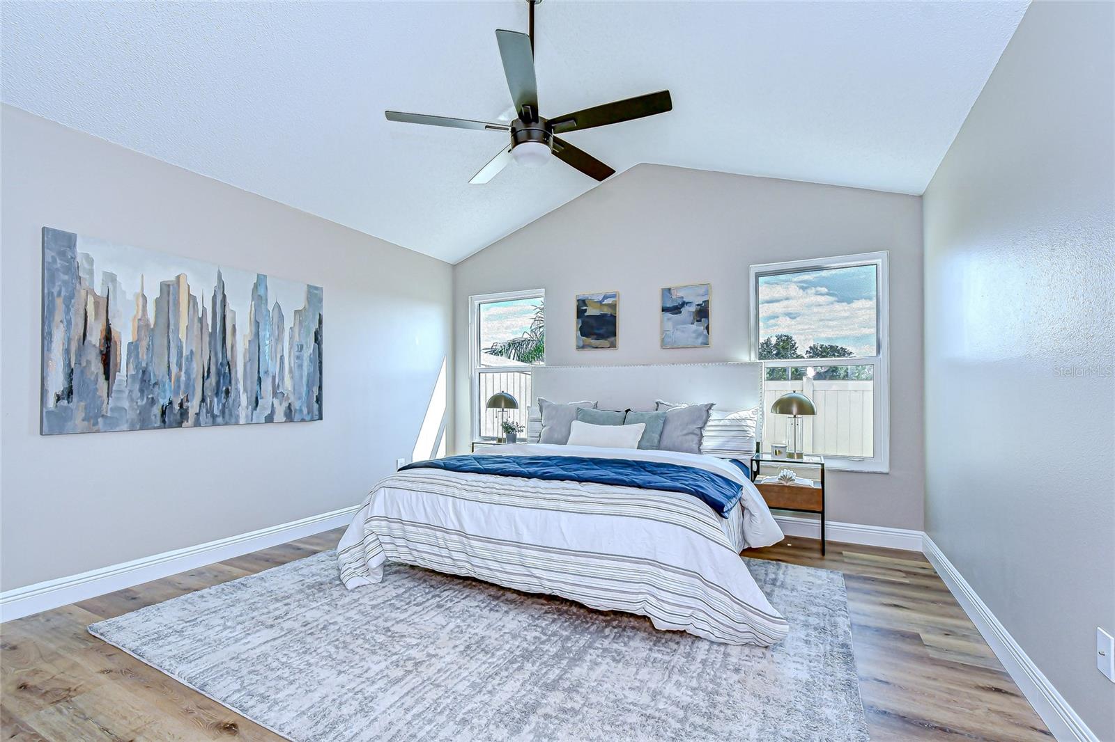 Image 16 of 30 For 10825 Venice Circle