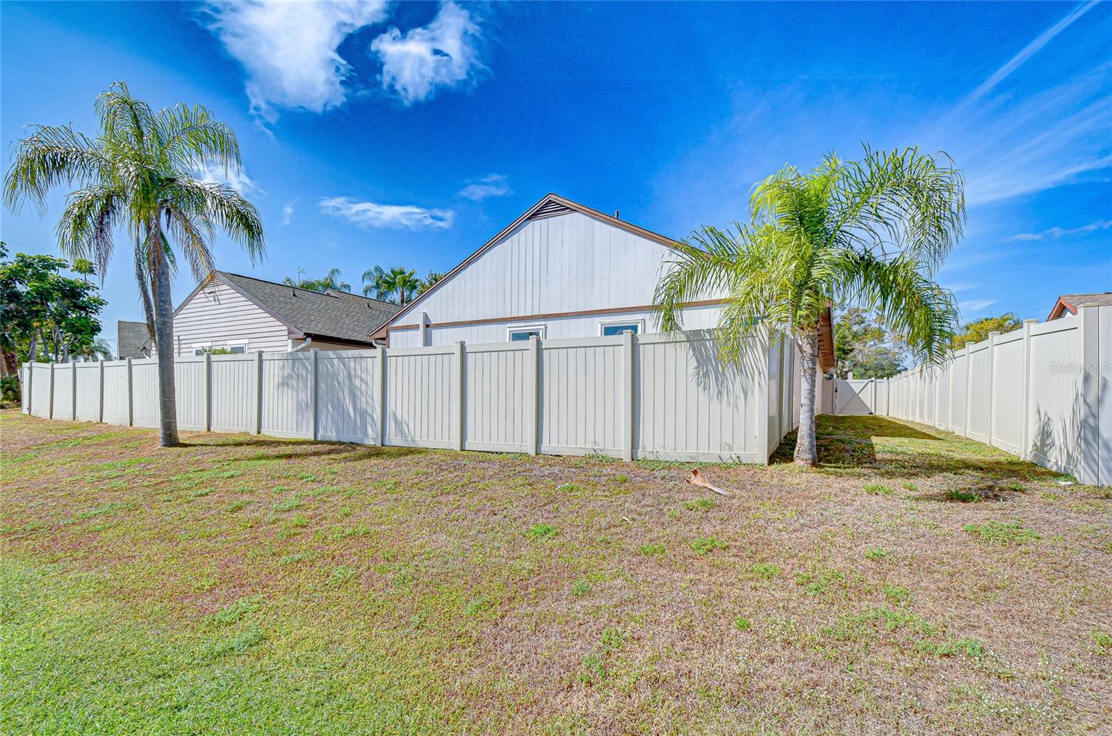 Image 29 of 30 For 10825 Venice Circle