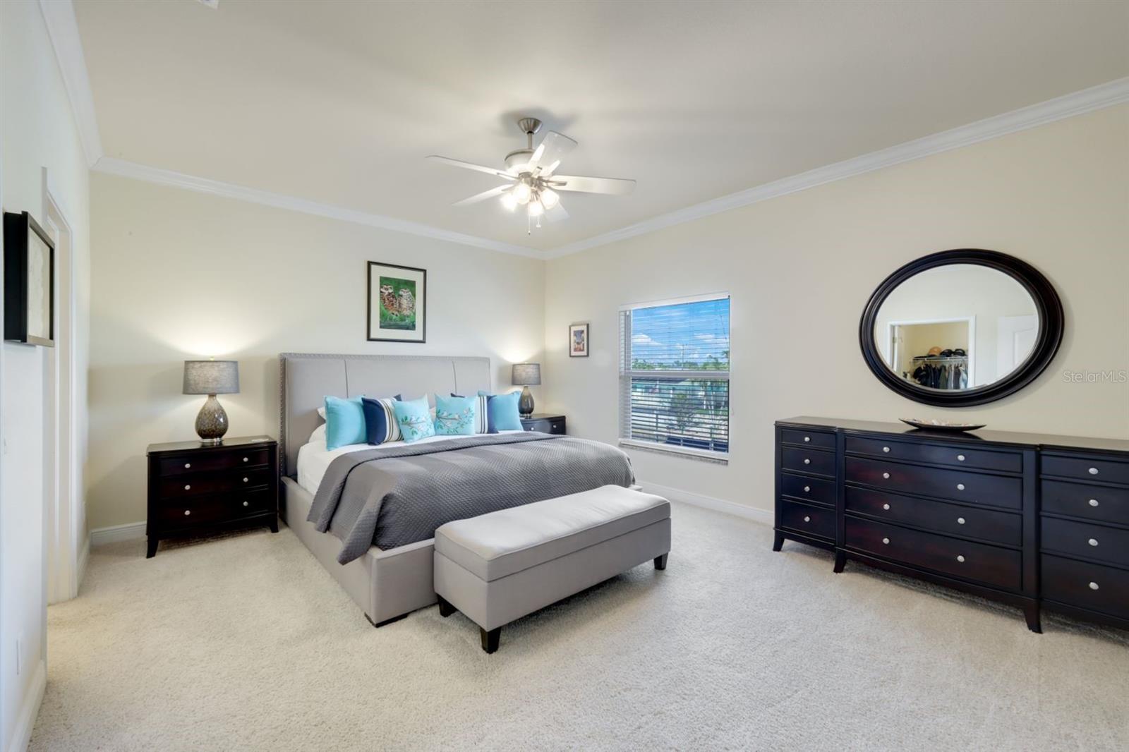 Image 5 of 35 For 403 47th Terrace  203