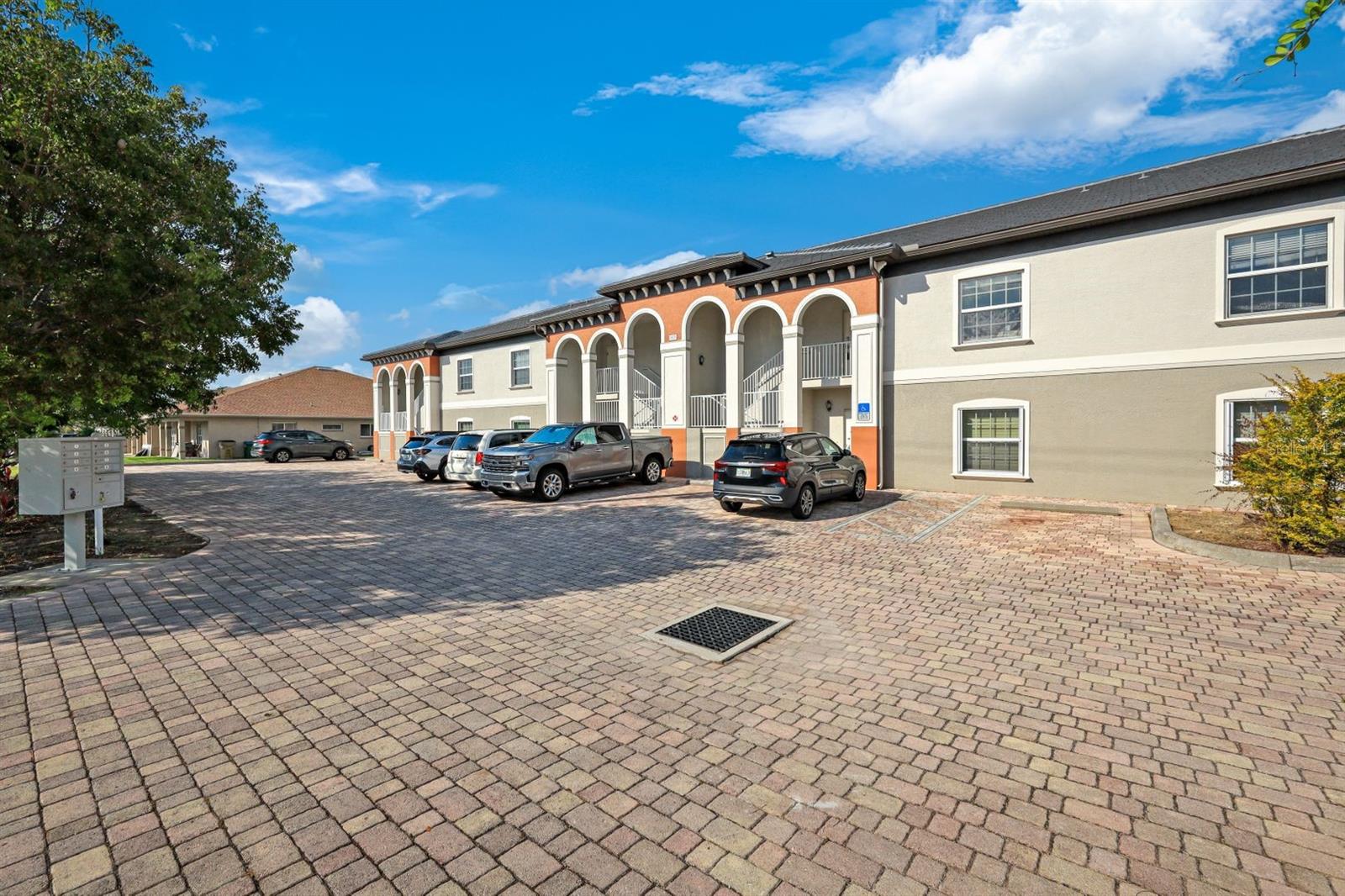 Image 9 of 35 For 403 47th Terrace  203