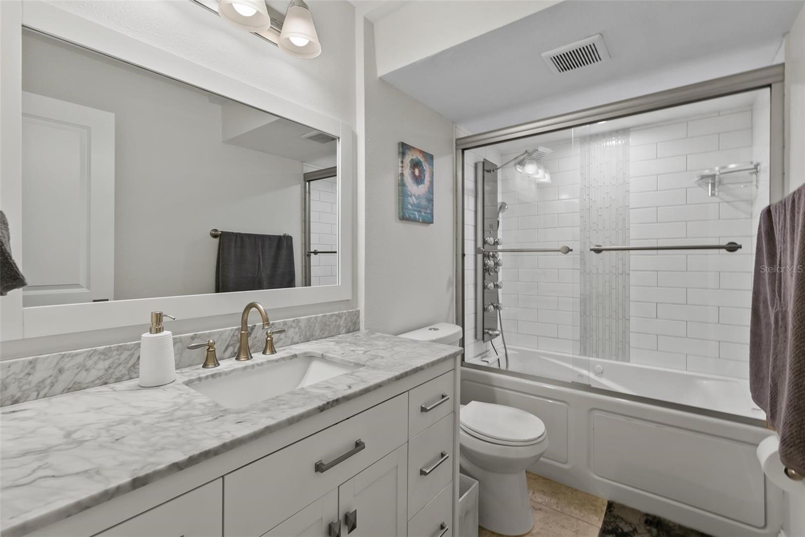 Image 10 of 14 For 3909 Cleveland Street 213