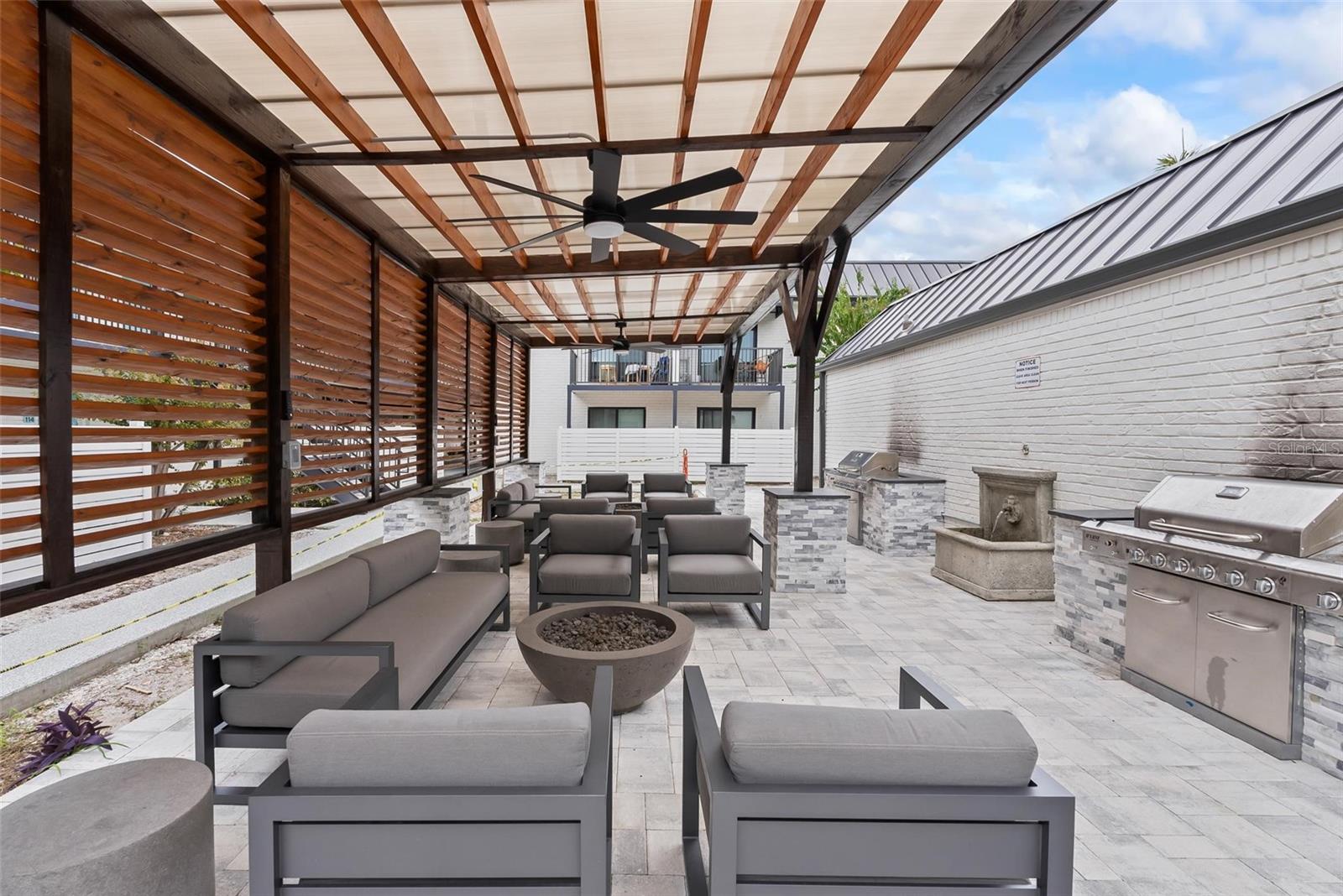 Image 13 of 14 For 3909 Cleveland Street 213