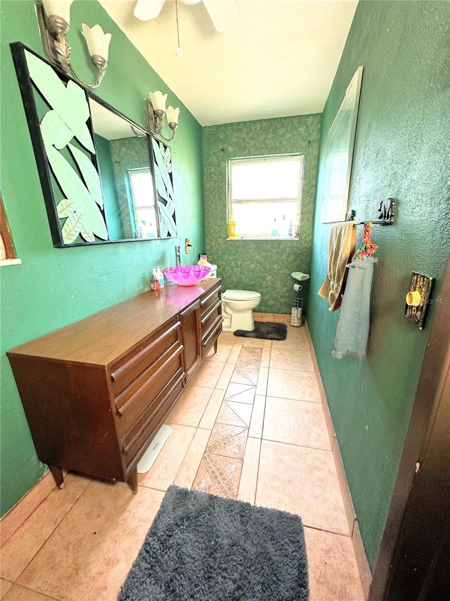 Image 10 of 19 For 1574 Souvenir Drive