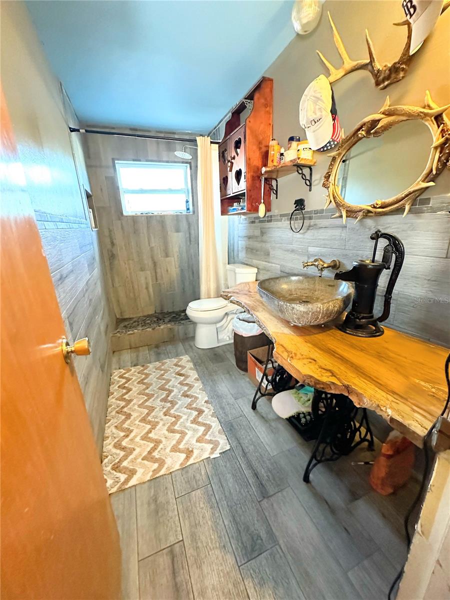 Image 13 of 19 For 1574 Souvenir Drive