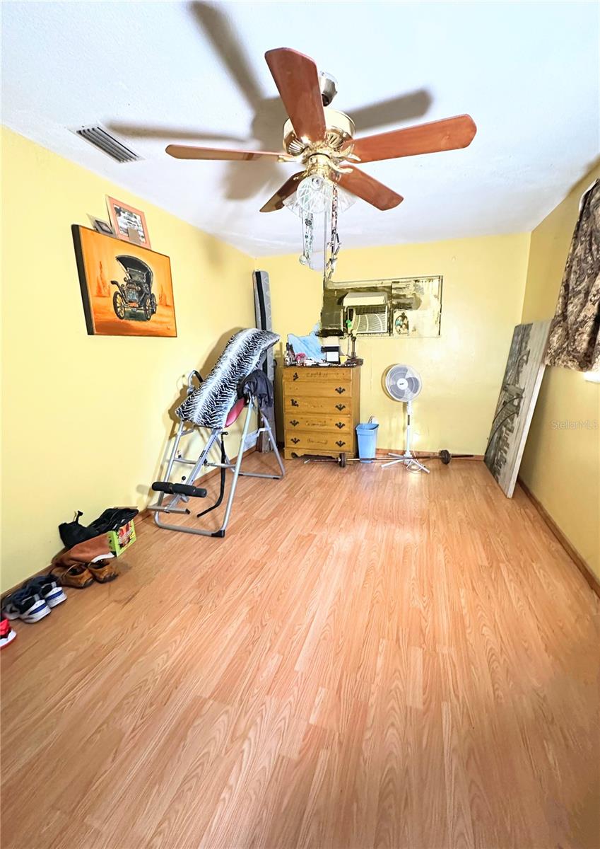 Image 14 of 19 For 1574 Souvenir Drive