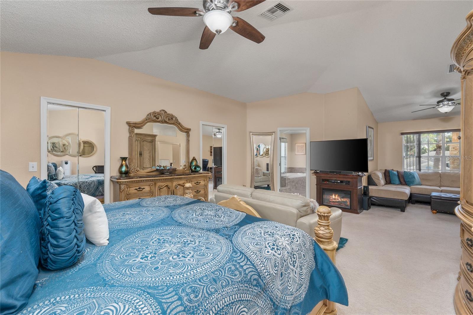 Image 54 of 79 For 15624 Eastbourn Drive