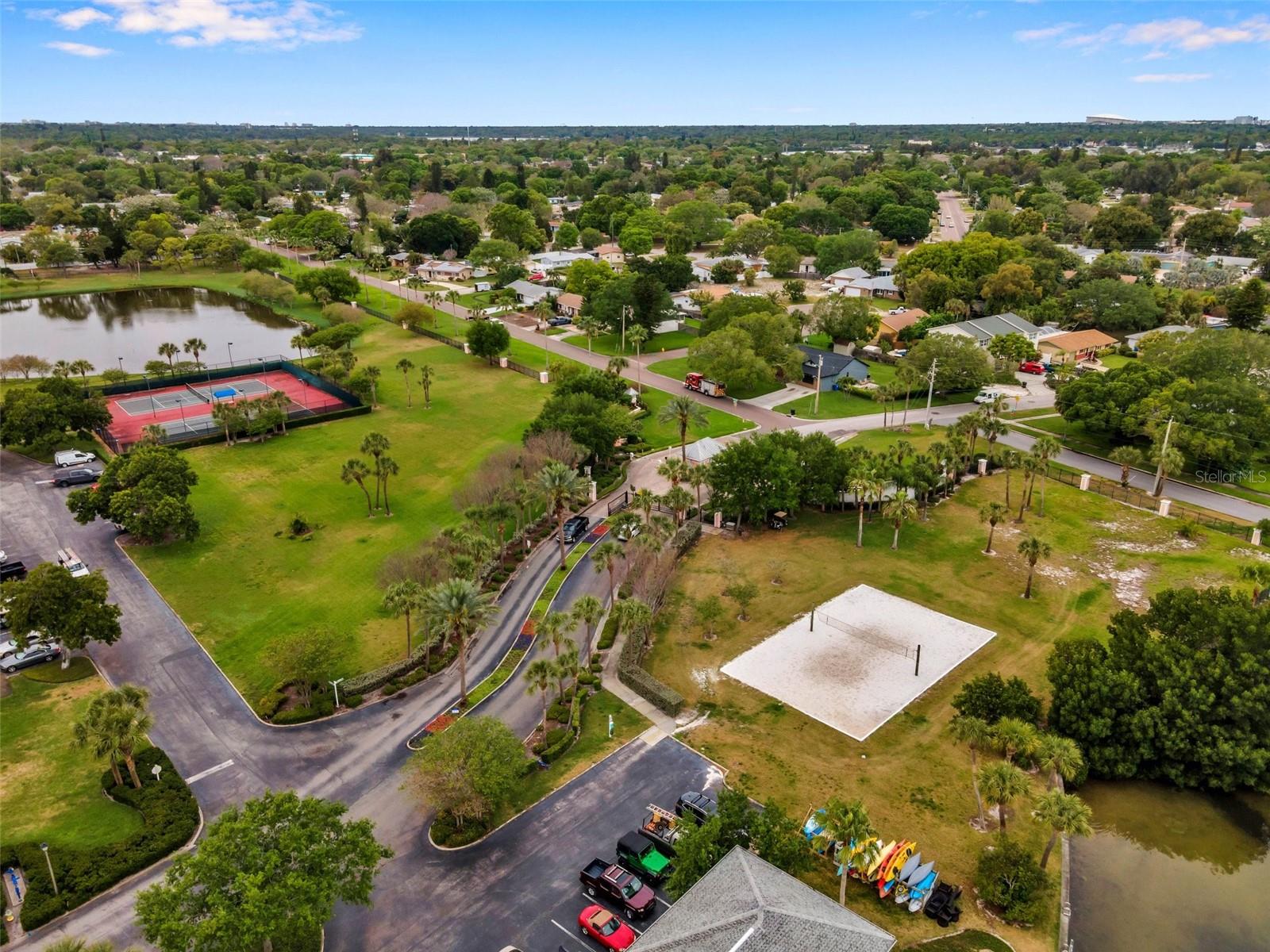 Image 29 of 36 For 5102 Coquina Key Drive Se D