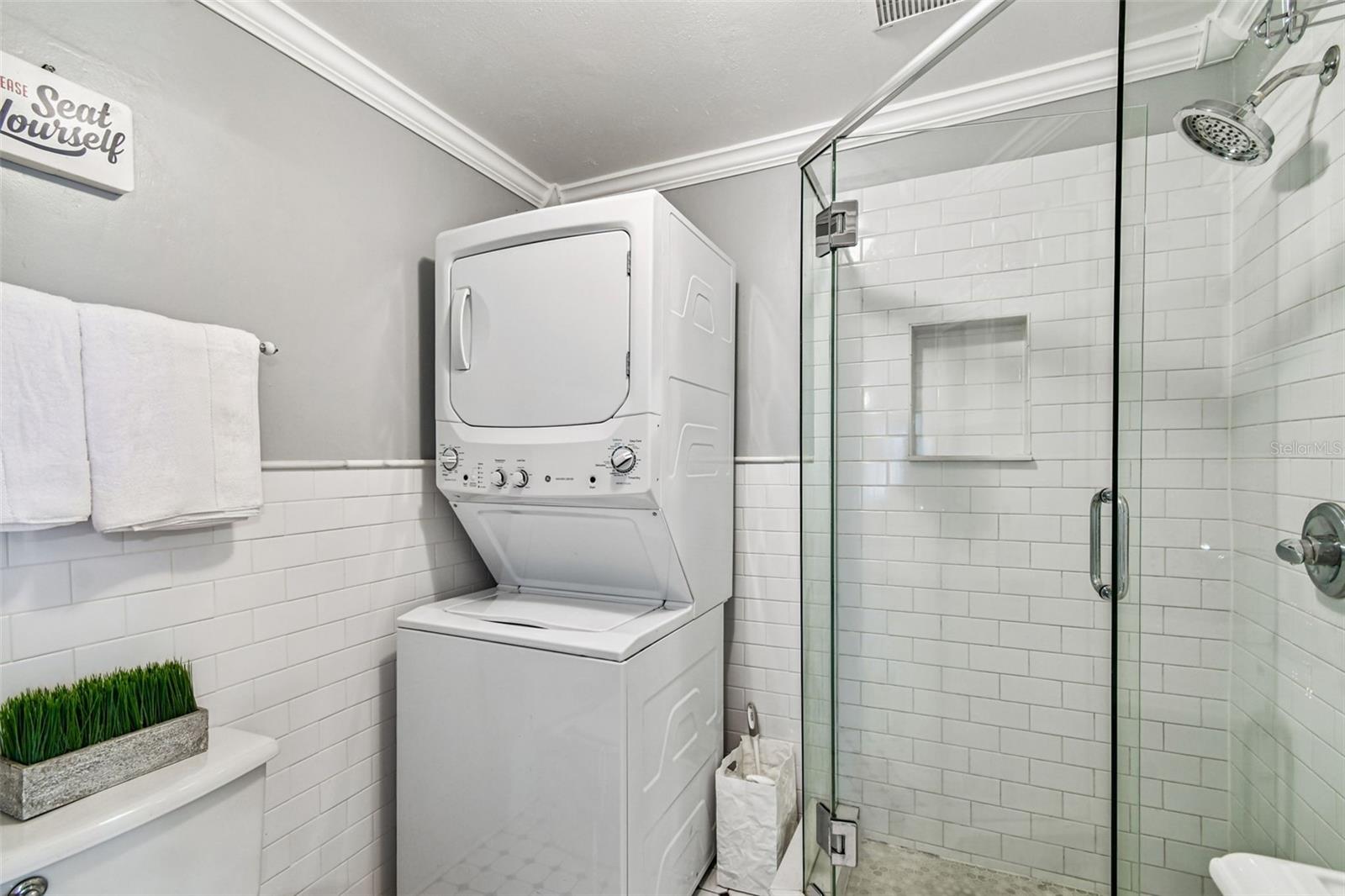 Image 31 of 45 For 906 Hamilton Avenue