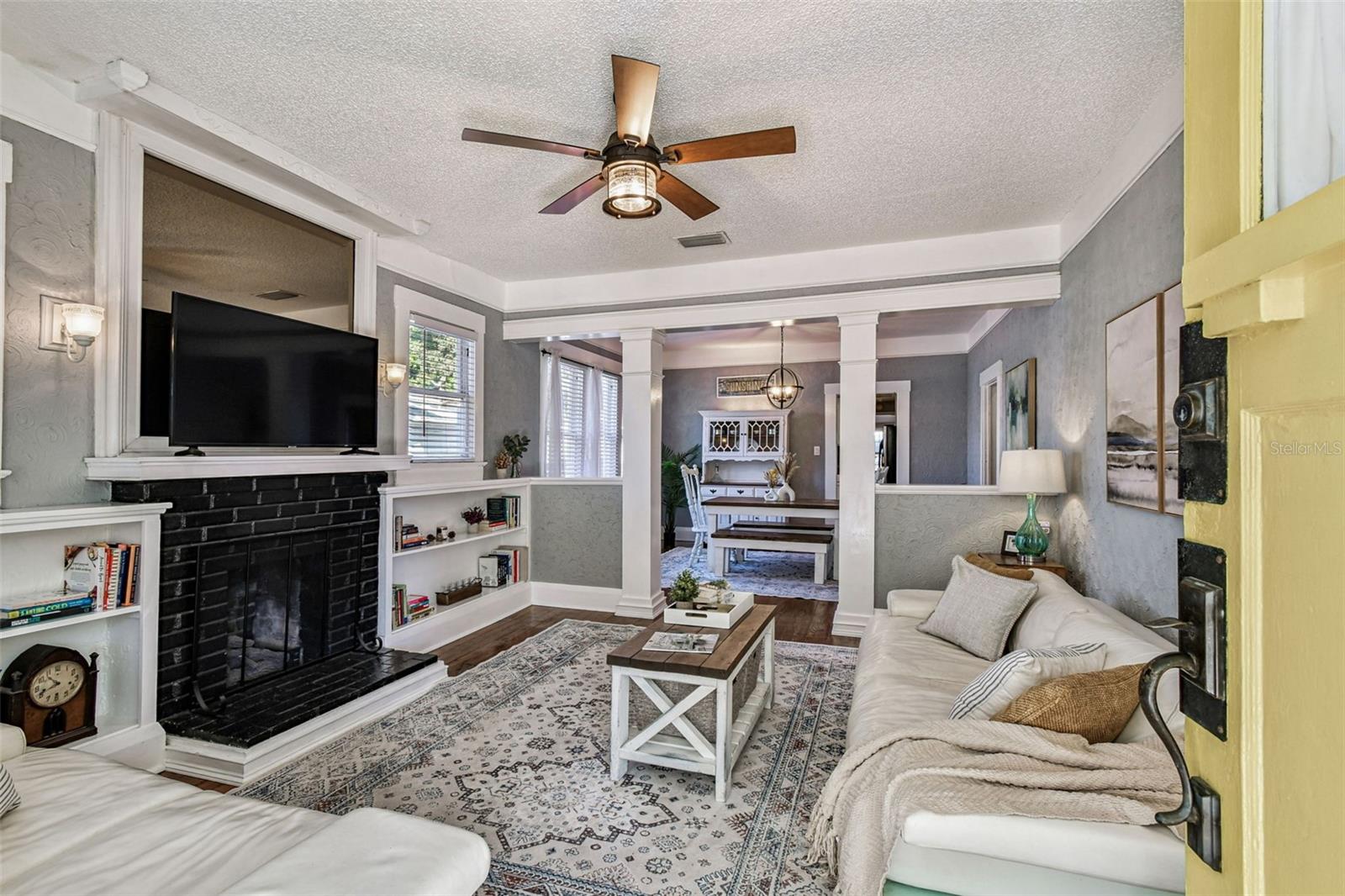 Image 6 of 45 For 906 Hamilton Avenue