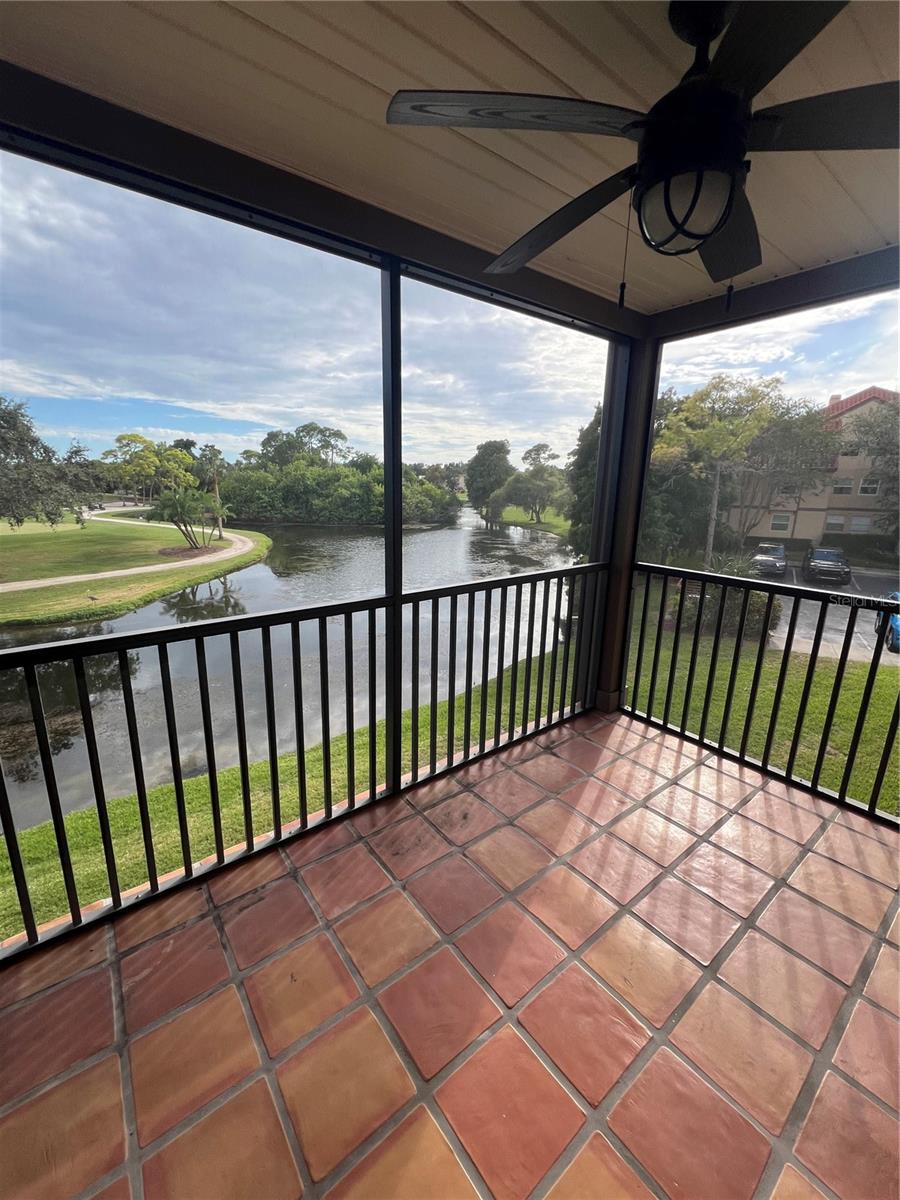 Image 10 of 33 For 2400 Feather Sound Drive 526