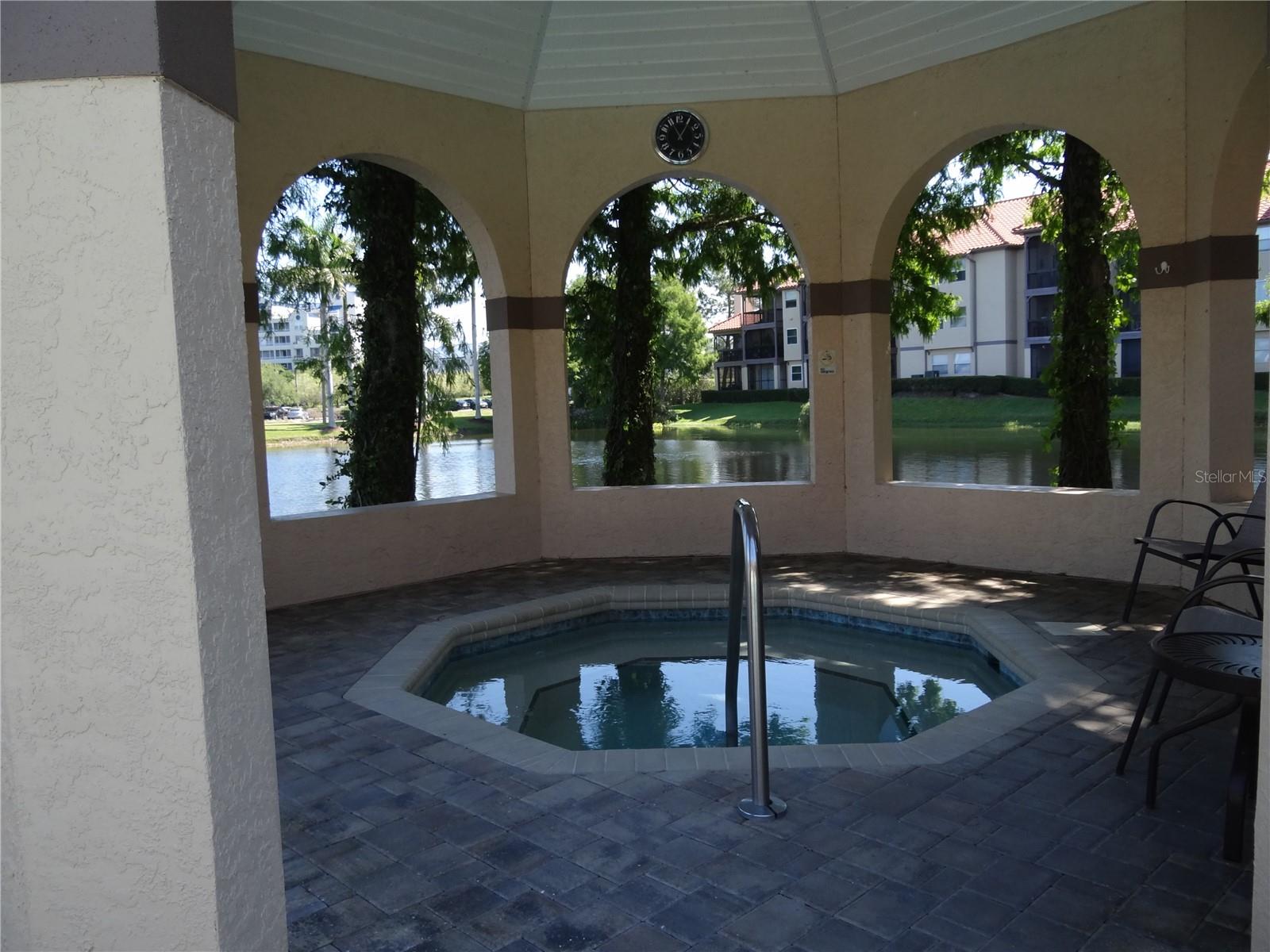 Image 4 of 33 For 2400 Feather Sound Drive 526