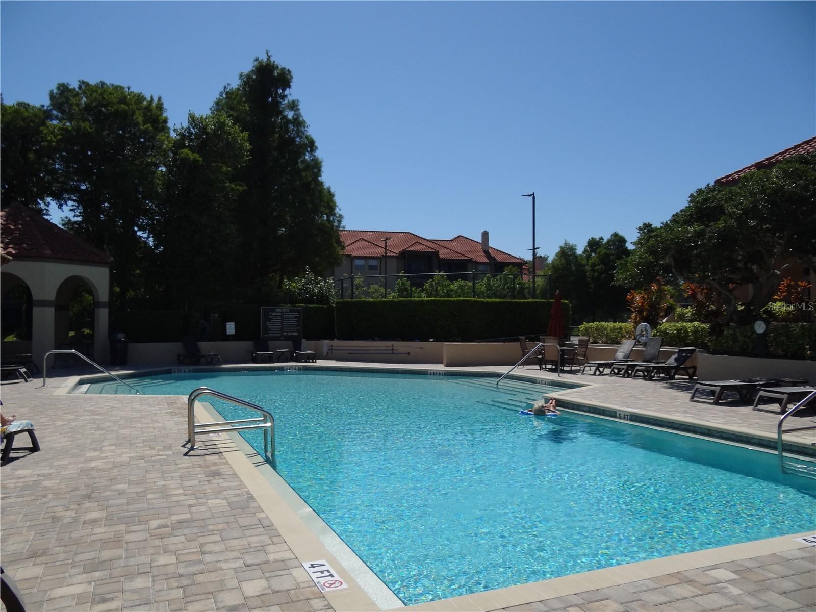 Image 7 of 33 For 2400 Feather Sound Drive 526