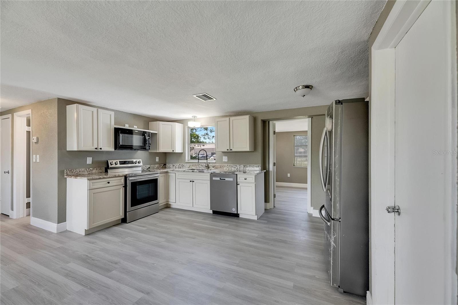 Image 10 of 42 For 4923 Alcea Street