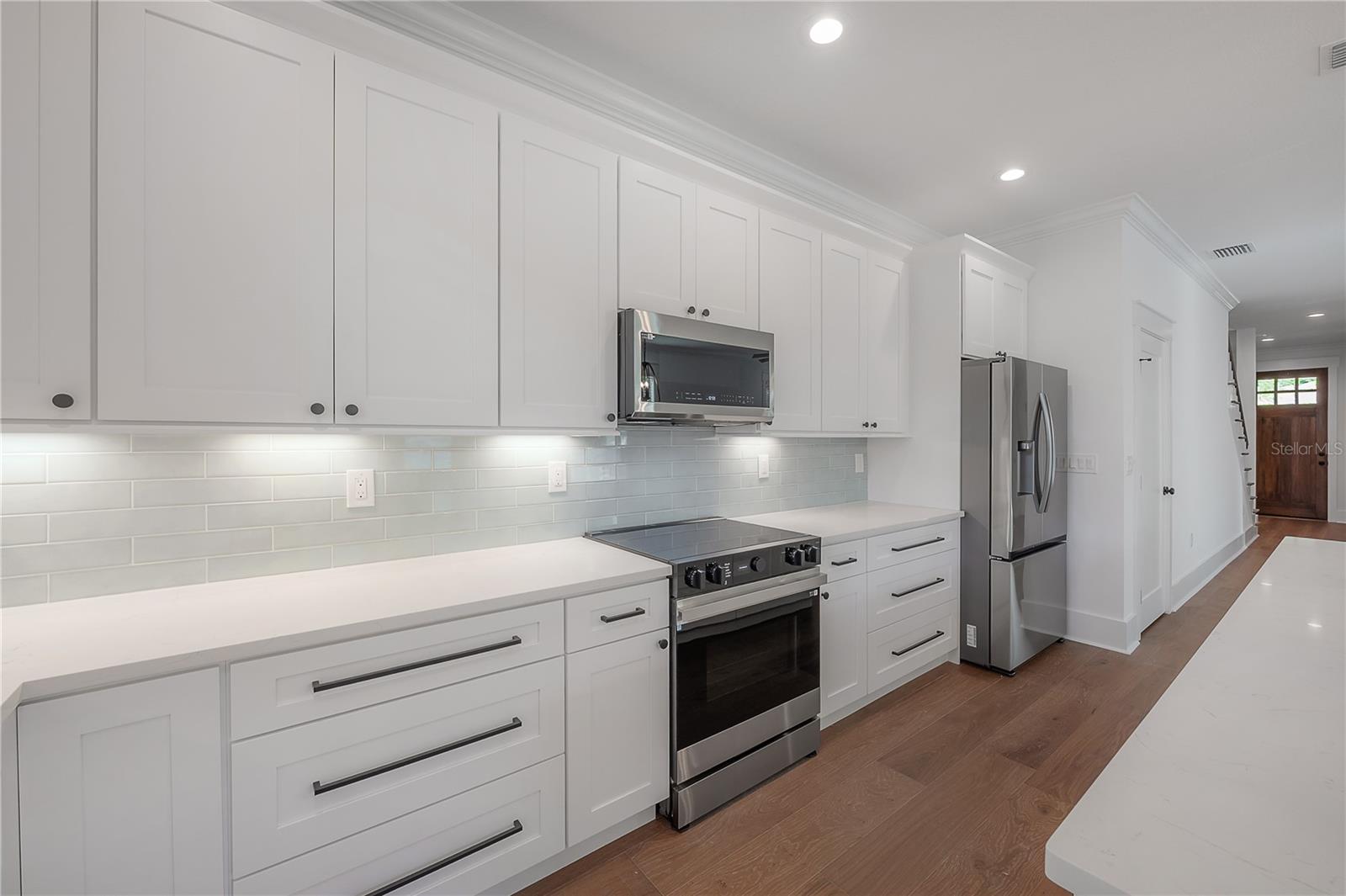 Image 19 of 65 For 807 Ida Street 2