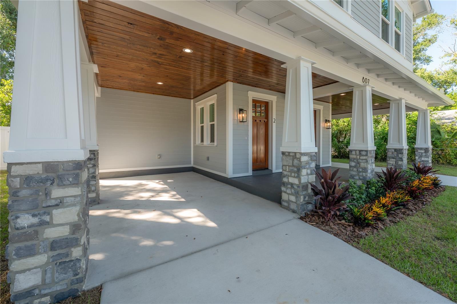 Image 4 of 65 For 807 Ida Street 2