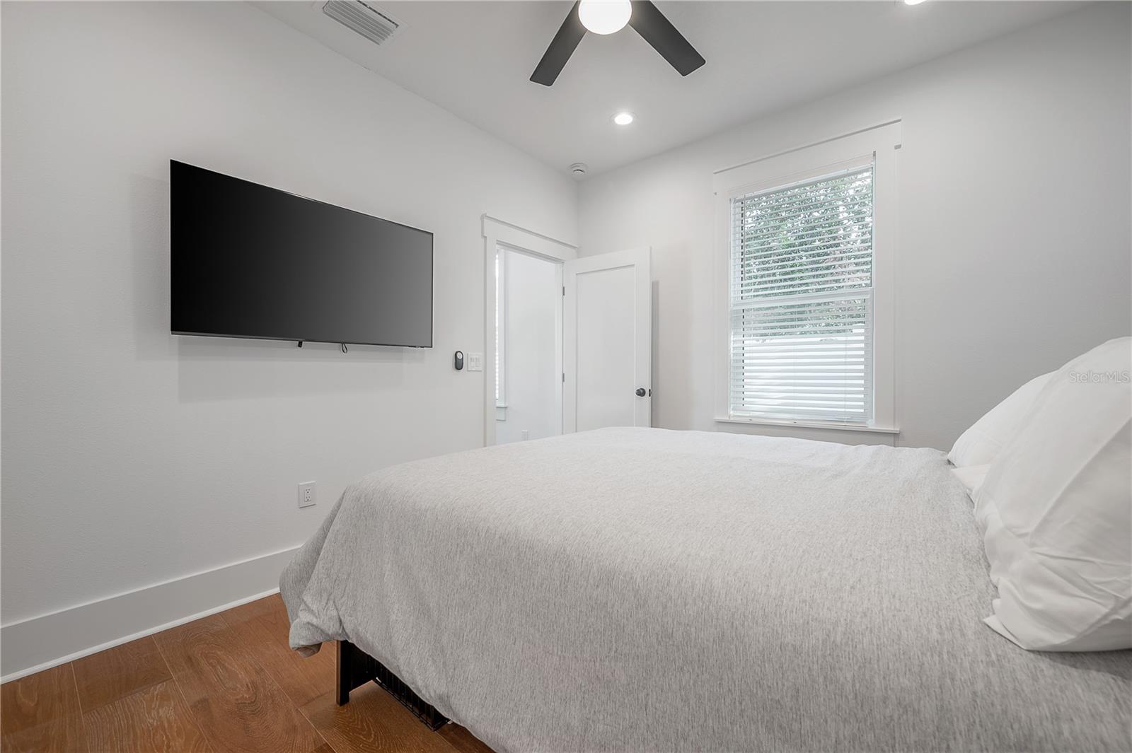 Image 67 of 69 For 807 Ida Street 2