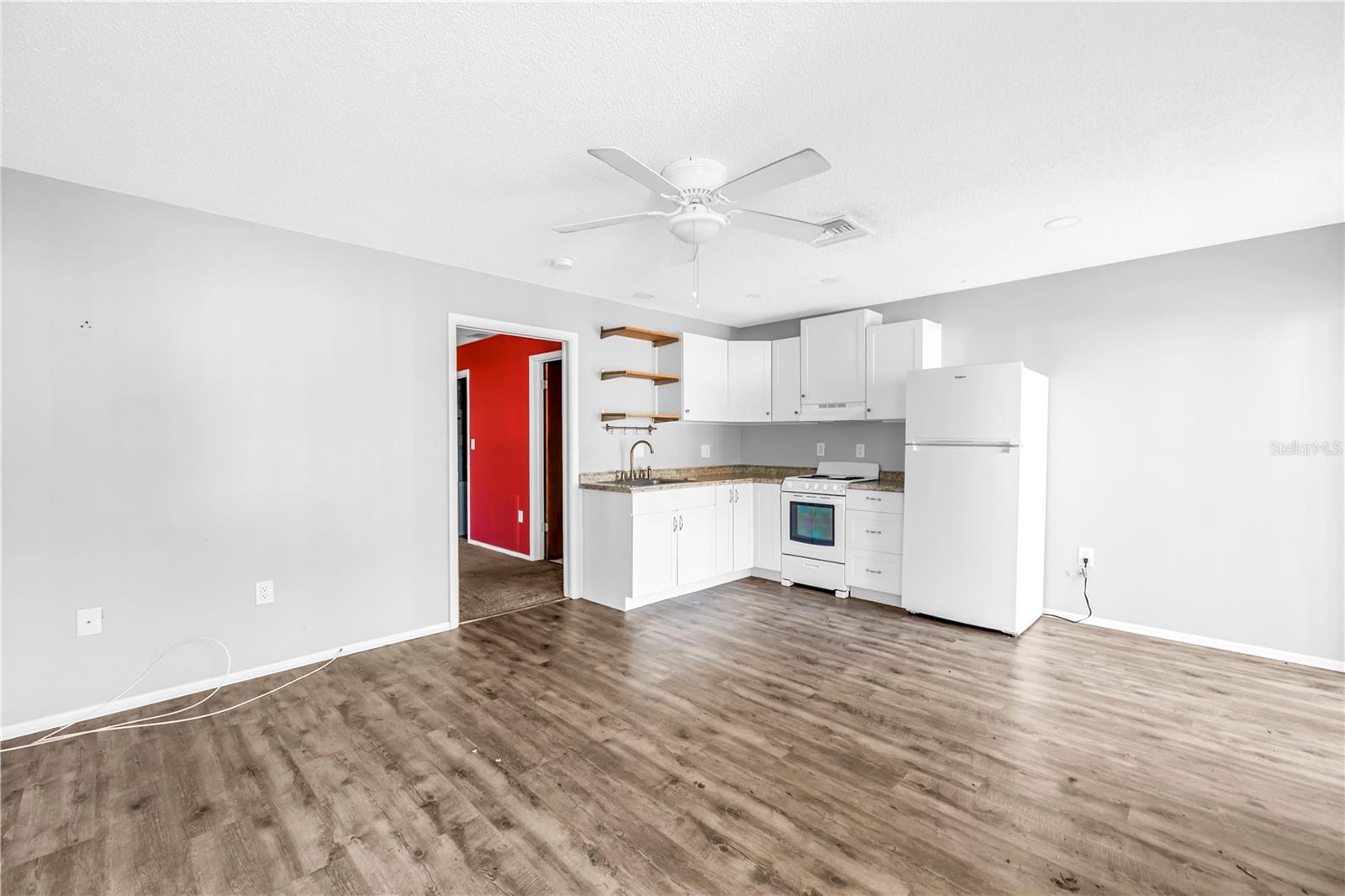 Image 15 of 24 For 135 6th Avenue N