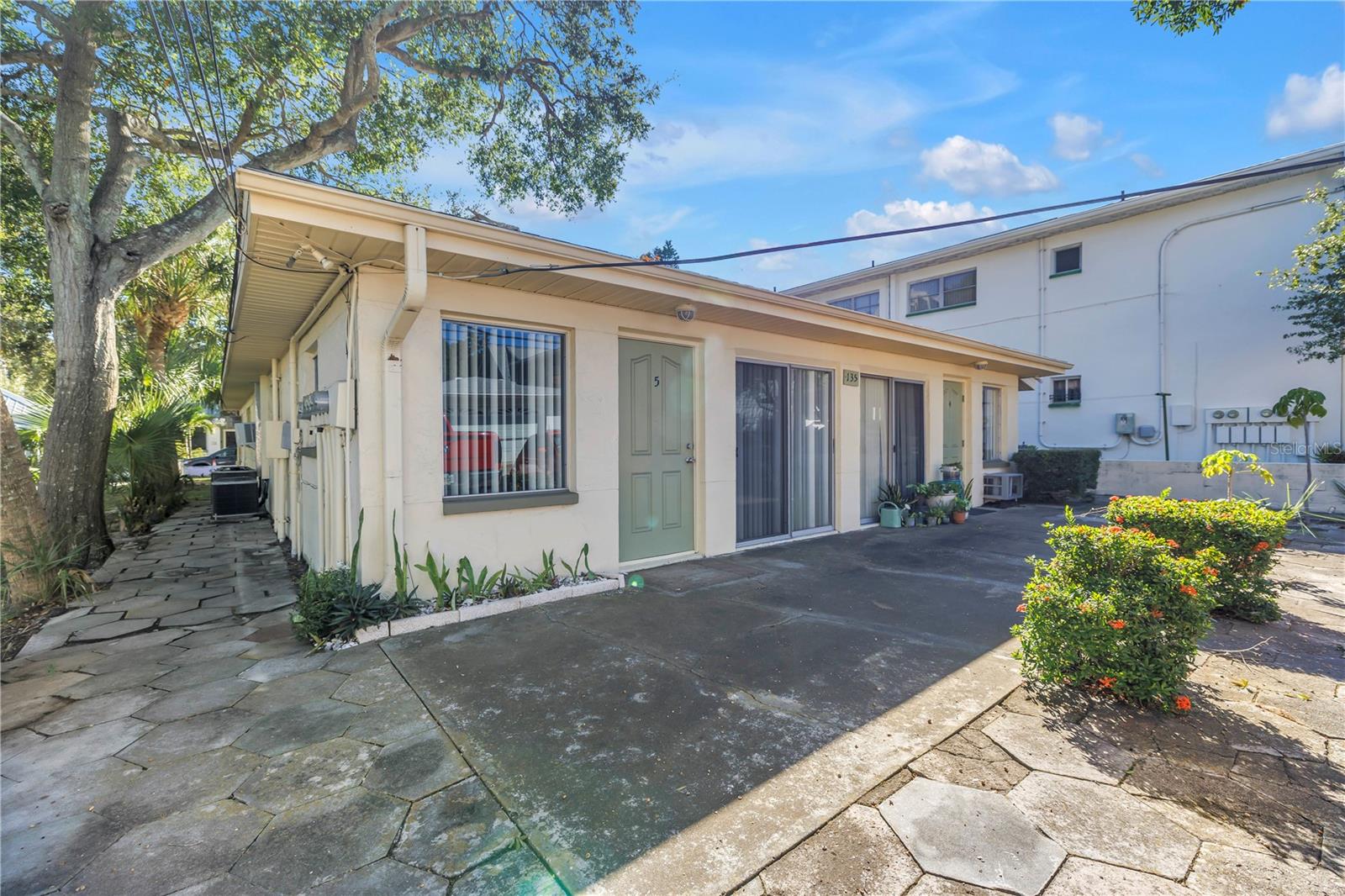 Image 20 of 24 For 135 6th Avenue N