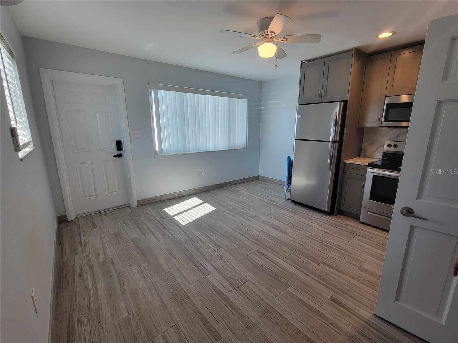 Image 4 of 13 For 605 69th Avenue # 1