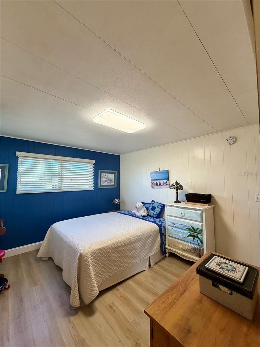 Listing photo id 15 for 10399 67th Avenue 127