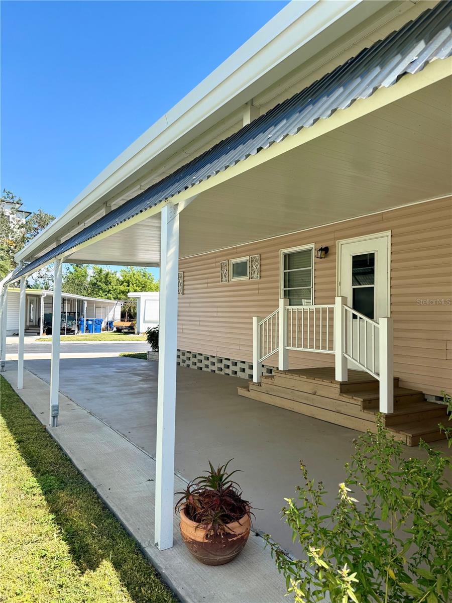 Listing photo id 22 for 10399 67th Avenue 127