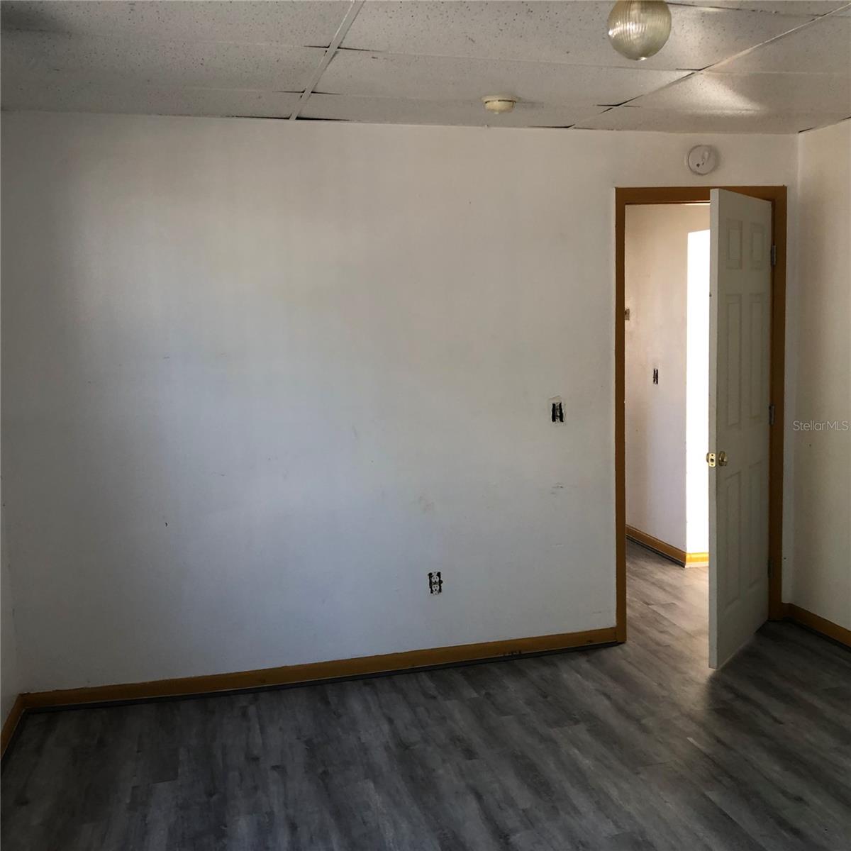 Image 9 of 11 For 1903 Saint Joseph Street