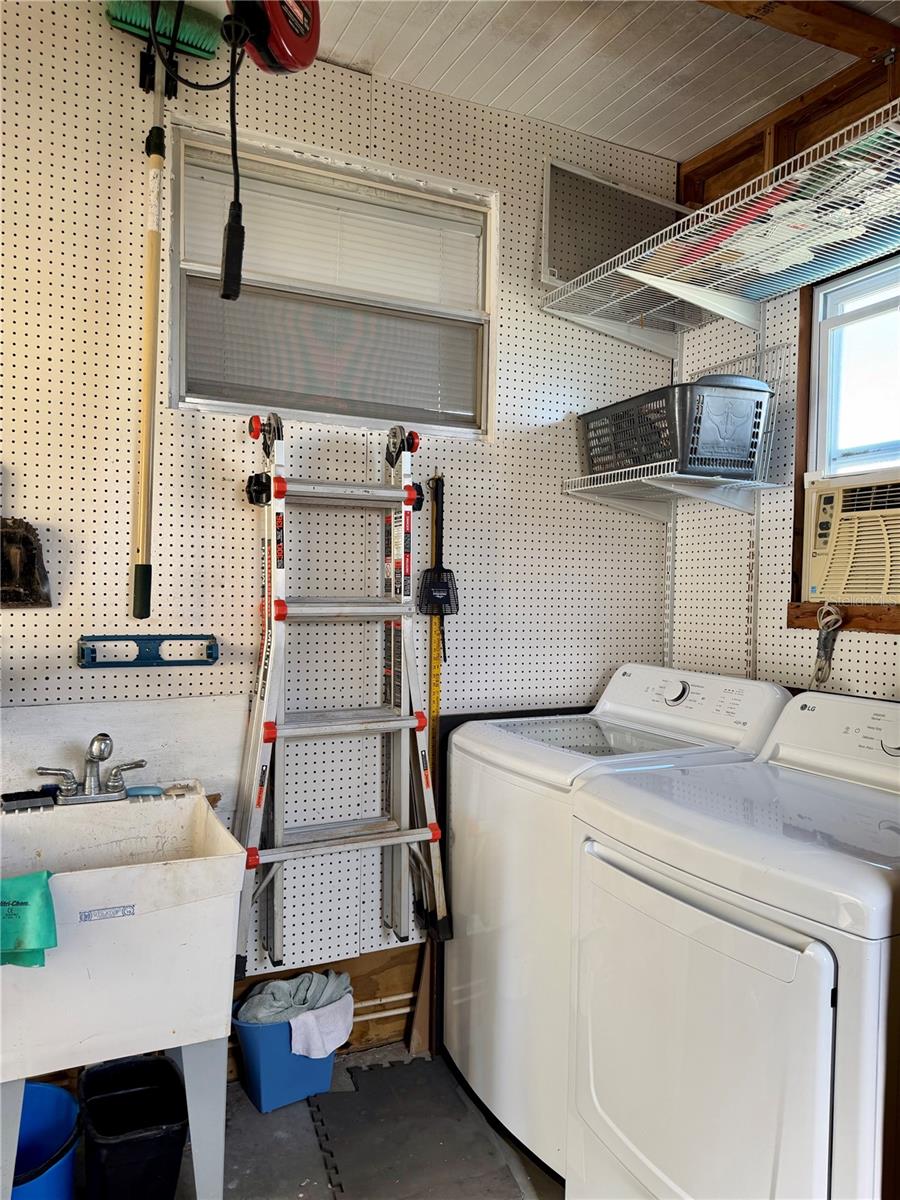 Image 24 of 27 For 10399 67th Avenue 78