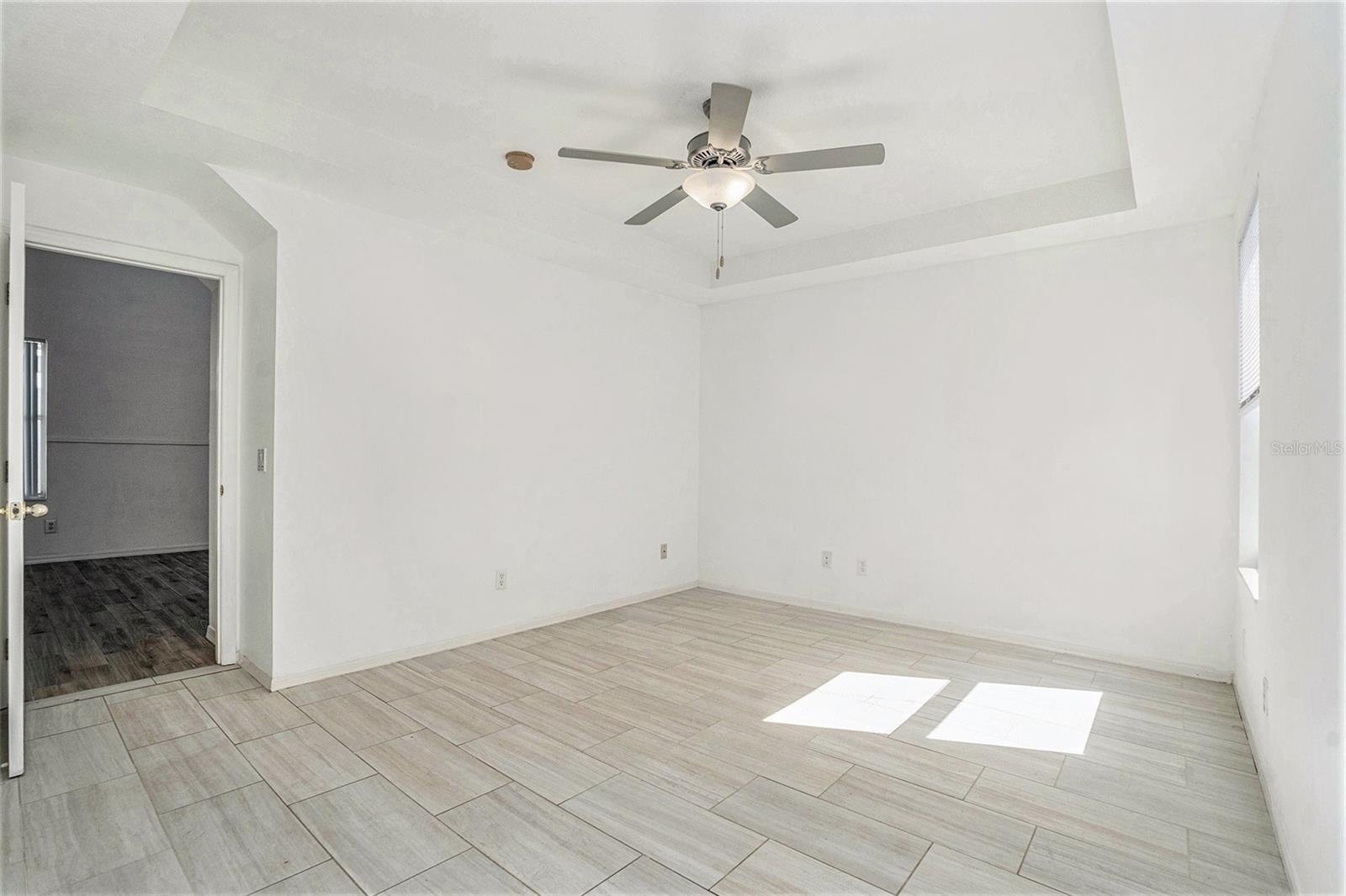 Image 12 of 31 For 10438 Blackmore Drive