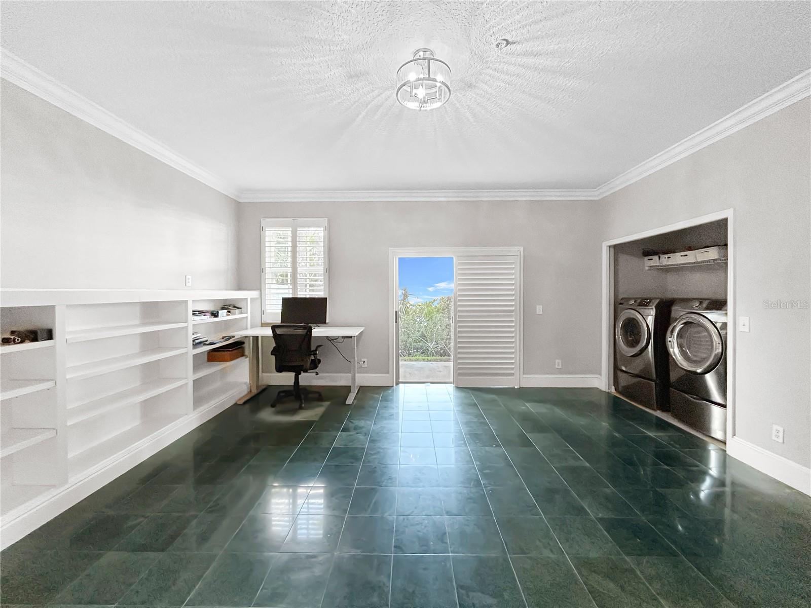 Image 33 of 40 For 1468 Harbour Walk Road