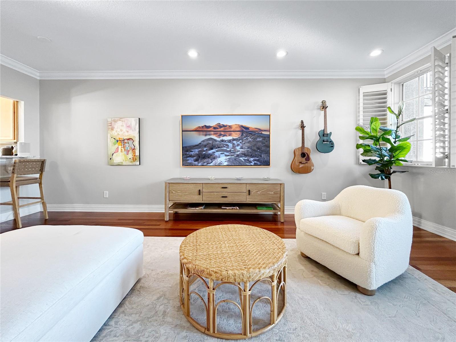 Image 5 of 40 For 1468 Harbour Walk Road