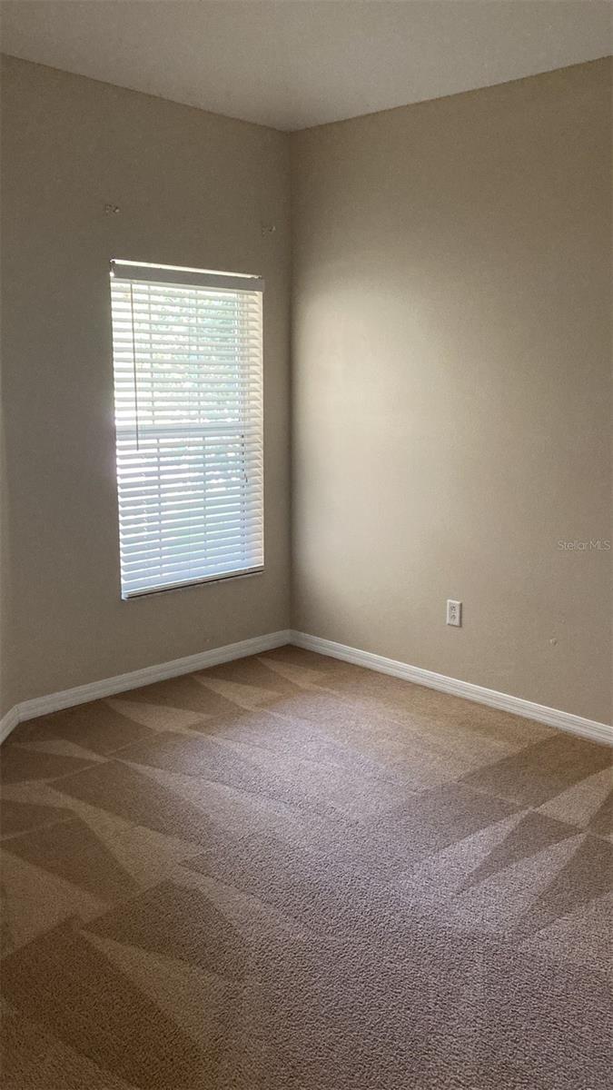 Image 19 of 24 For 19044 Dunlap Court