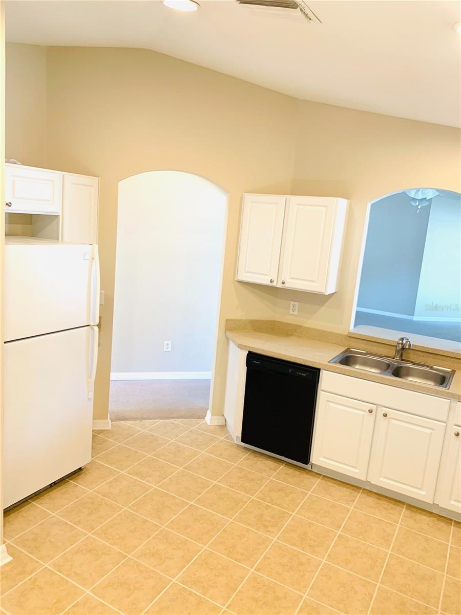 Image 6 of 24 For 19044 Dunlap Court